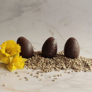 3 oeufs garnis de croustillant